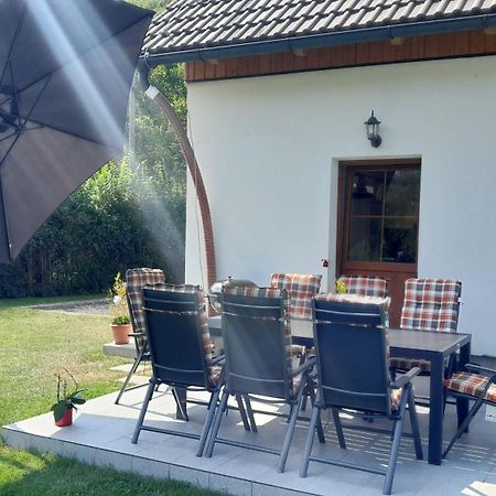 Apartman Pod Jestedem Svetla pod Jestedem Exteriör bild