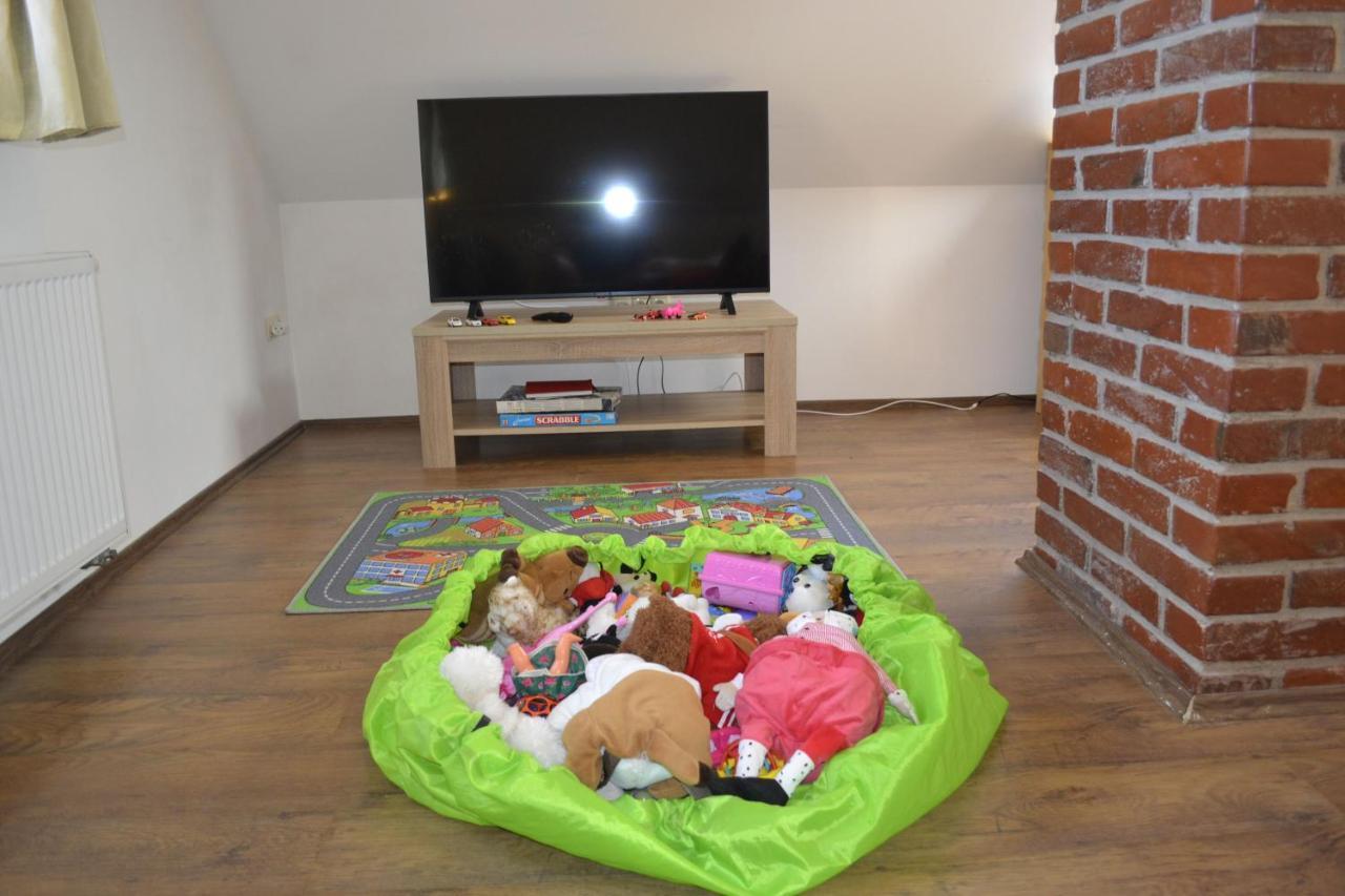 Apartman Pod Jestedem Svetla pod Jestedem Exteriör bild